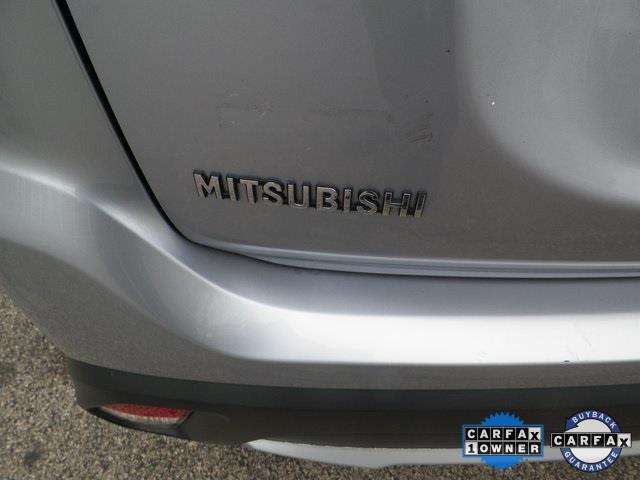 2016 Mitsubishi Outlander SE 4dr SUV